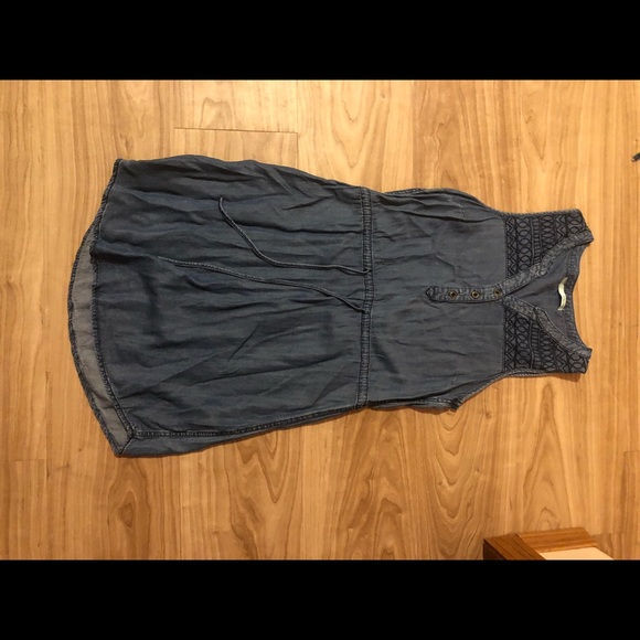 Maurices denim dress with tie and buttons - Picture 2 of 4